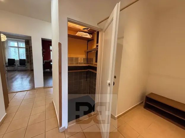 Pronájem bytu 3+1, Praha - Vršovice, Slovinská, 98 m2