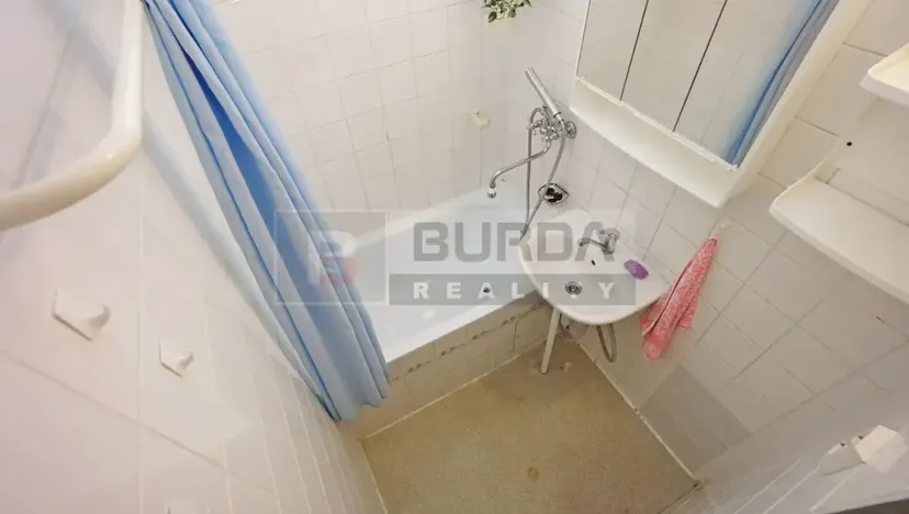 Pronájem bytu 2+kk, Neratovice, 43 m2