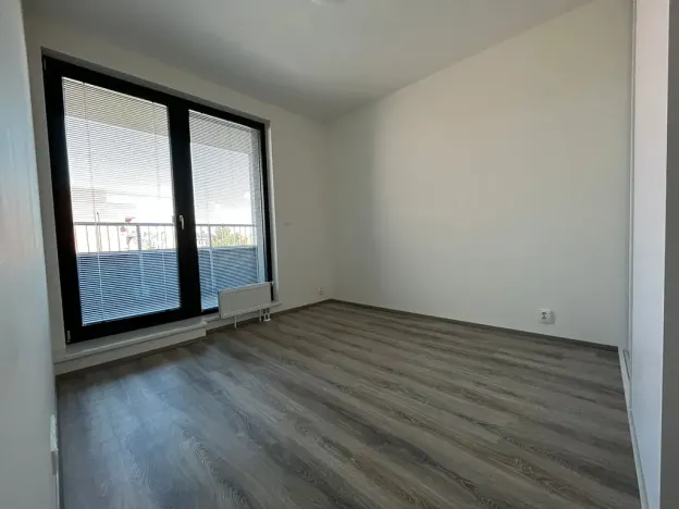 Pronájem bytu 2+kk, Praha - Modřany, Komořanská, 50 m2