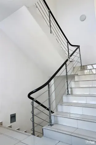 Pronájem bytu 1+kk, Praha - Újezd nad Lesy, Staroújezdská, 35 m2