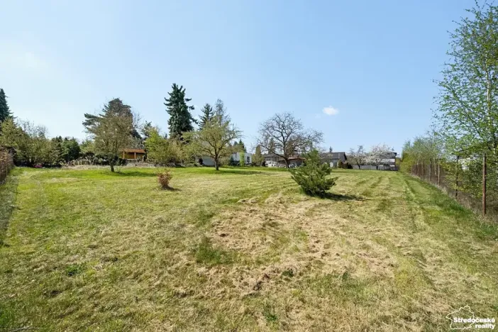 Prodej pozemku pro bydlení, Louňovice, 3004 m2