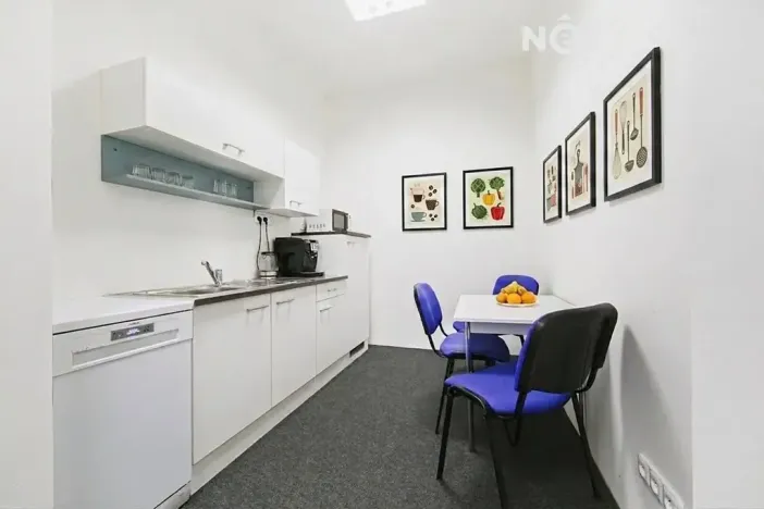 Pronájem kanceláře, Brno, Křídlovická, 115 m2