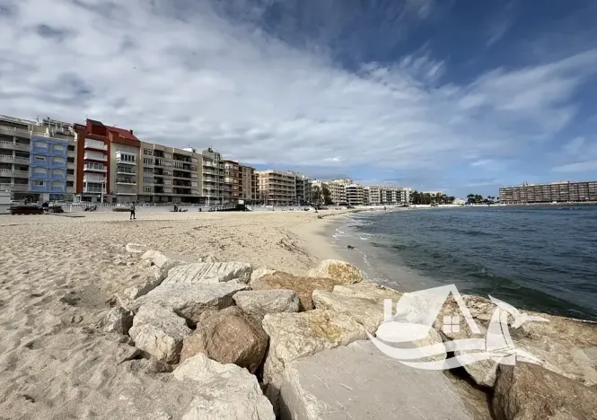 Prodej bytu 2+kk, Torrevieja, Španělsko, 31 m2