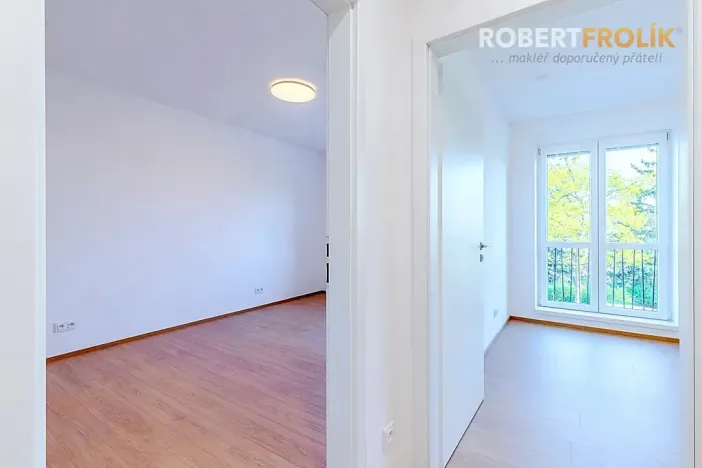 Pronájem bytu 2+kk, Praha - Dejvice, Velvarská, 40 m2