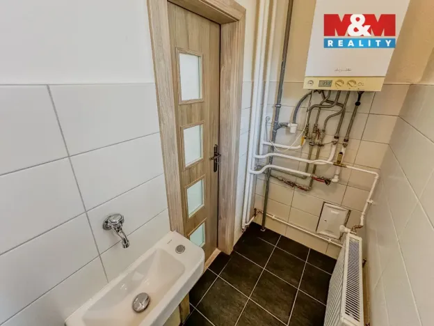 Pronájem kanceláře, Hlučín, Ostravská, 86 m2