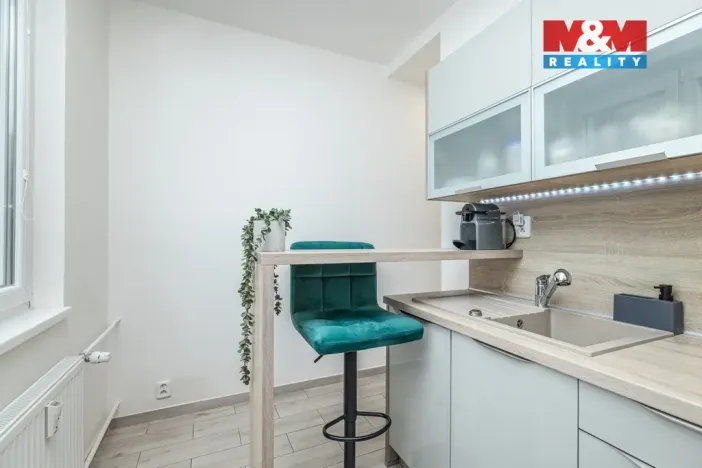 Pronájem bytu 2+1, Praha - Strašnice, Sečská, 51 m2