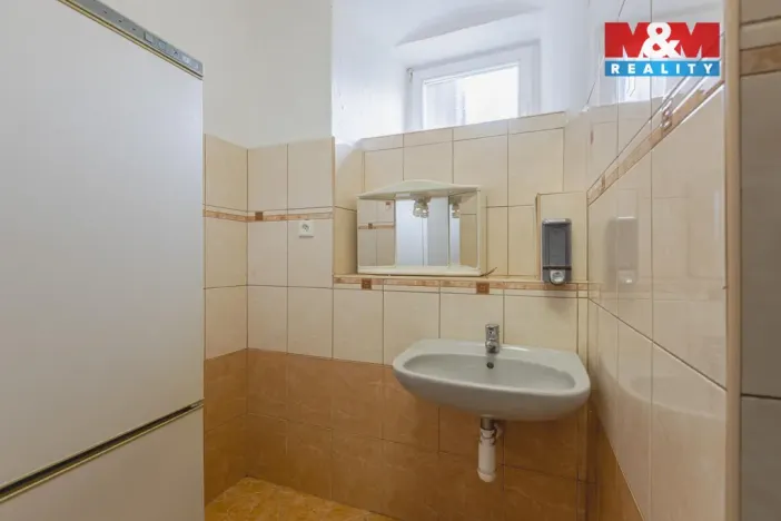 Prodej rodinného domu, Zavlekov, 183 m2