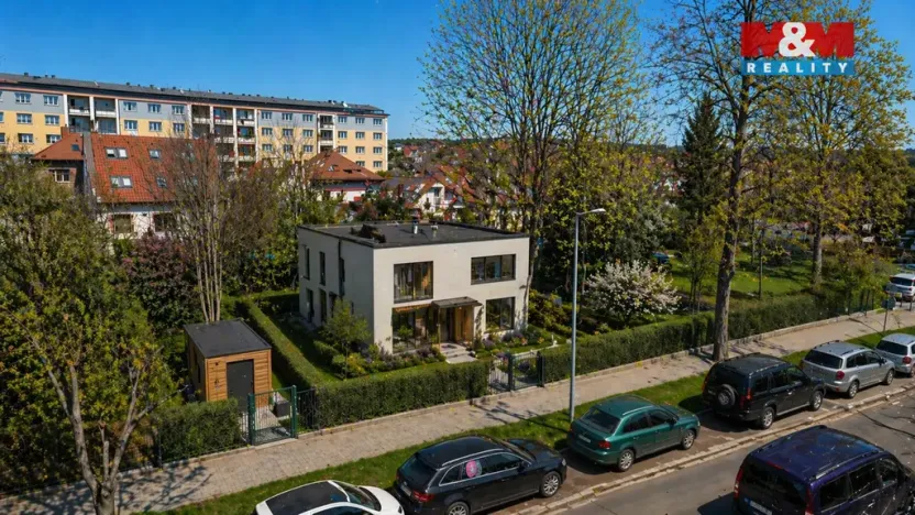 Prodej pozemku pro bydlení, Praha, Troilova, 591 m2