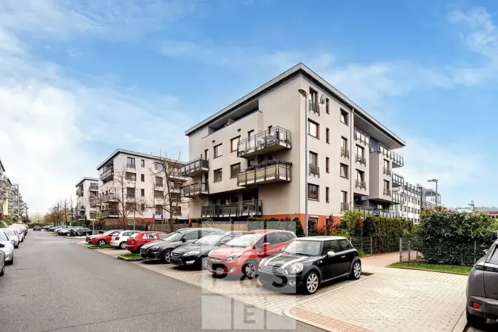 Pronájem bytu 2+kk, Praha - Vysočany, Jana Přibíka, 62 m2