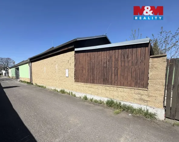 Pronájem skladu, Spořice, 179 m2