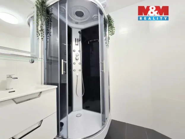 Prodej bytu 3+1, Praha - Michle, Vokáčova, 71 m2