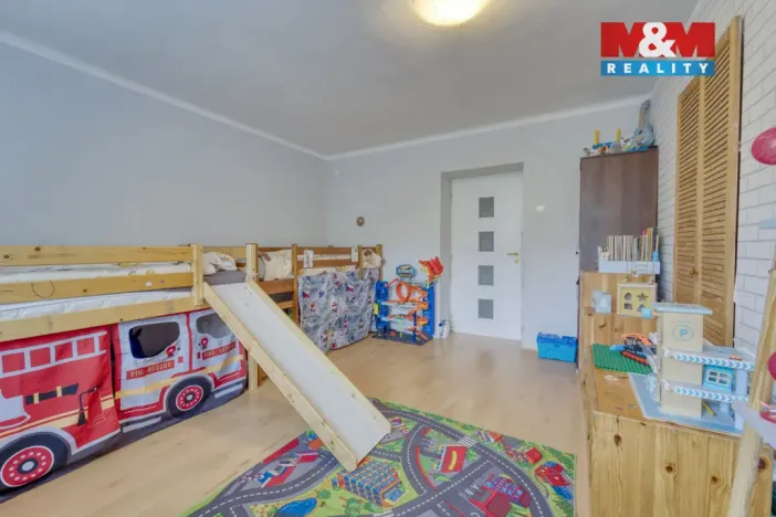 Prodej bytu 3+1, Plzeň - Koterov, Topolová, 70 m2