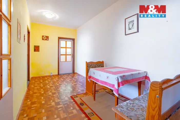 Prodej bytu 4+1, Dačice - Dačice V, Dlouhá, 78 m2