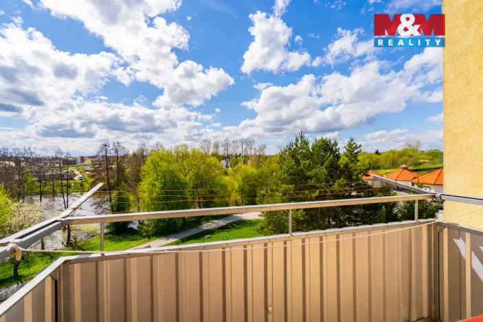 Prodej bytu 4+1, Dačice - Dačice V, Dlouhá, 78 m2