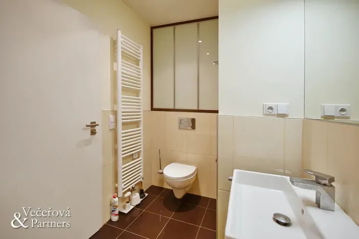 Pronájem bytu 2+kk, Praha - Hlubočepy, Geologická, 41 m2