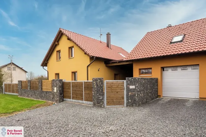 Prodej rodinného domu, Kněževes, Libušina, 128 m2