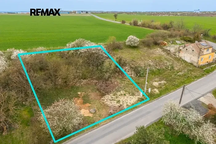 Prodej pozemku pro bydlení, Slaný, 778 m2