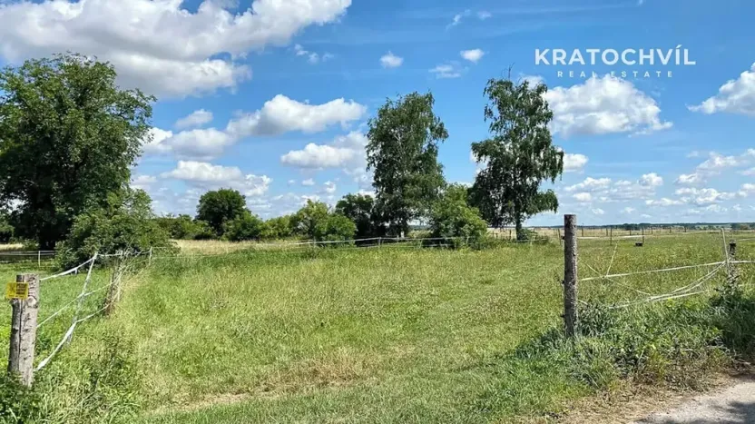 Prodej zemědělského objektu, Úmyslovice, 400 m2