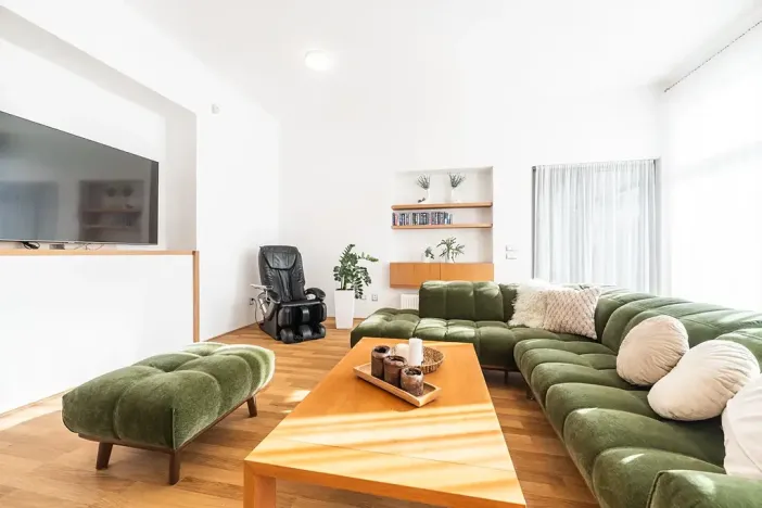 Prodej rodinného domu, Zlín, U Hřiště, 415 m2