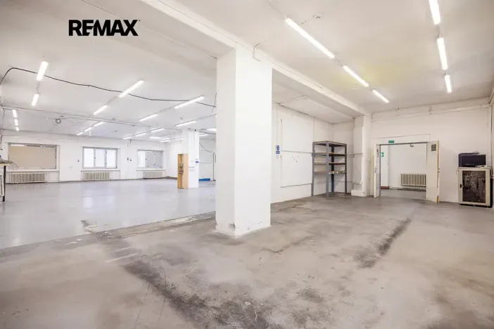 Pronájem výrobních prostor, Rudná, Masarykova, 1270 m2