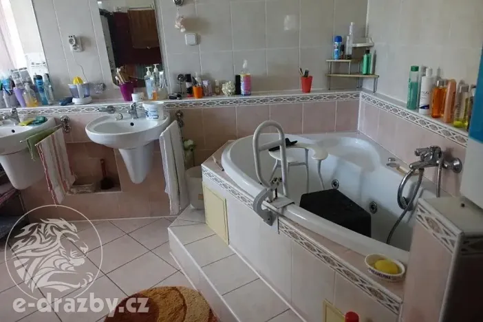 Dražba rodinného domu, Liberec, Andělská cesta, 364 m2