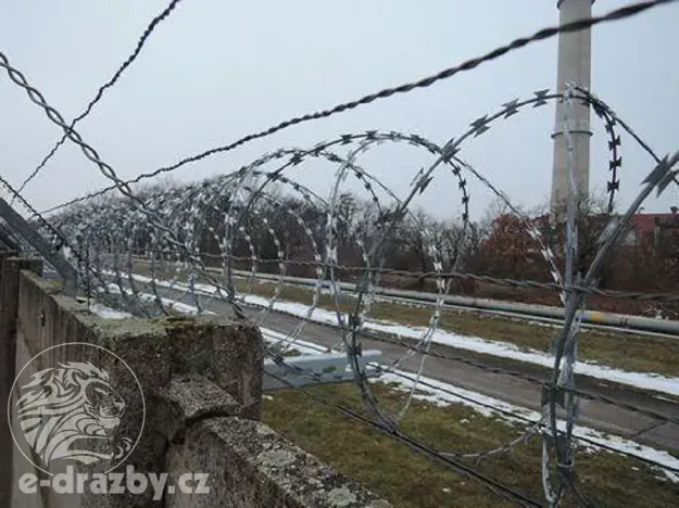 Dražba pozemku, Veltrusy, 3560 m2