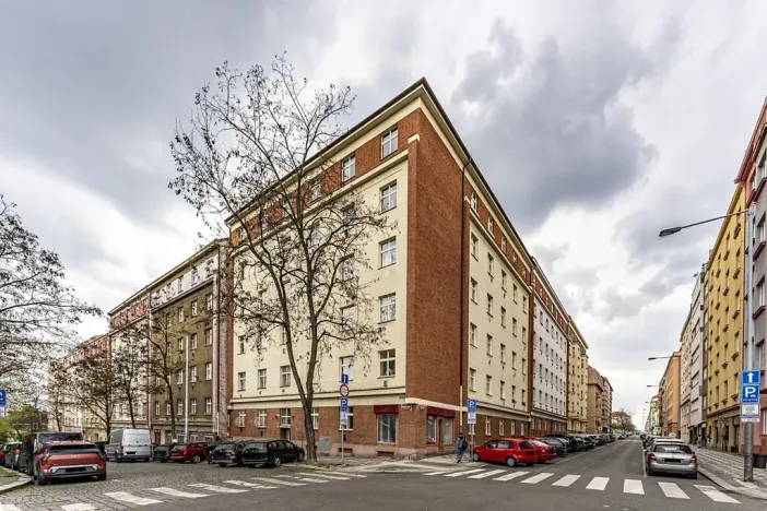 Pronájem bytu 2+kk, Praha - Vinohrady, náměstí Jiřího z Lobkovic, 43 m2