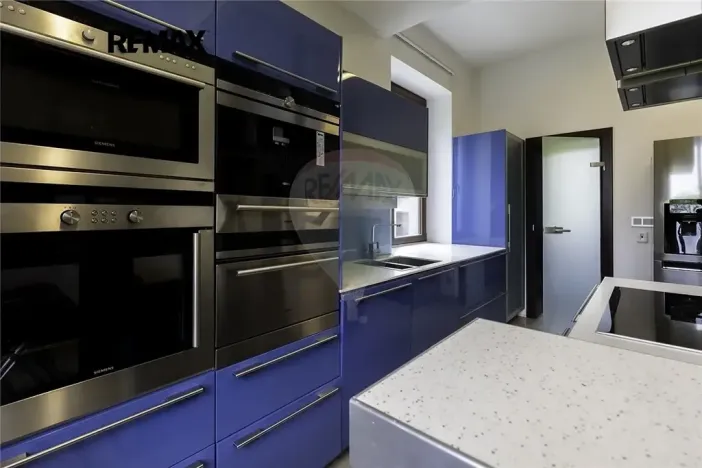 Prodej vily, Příbor, Masarykova, 860 m2