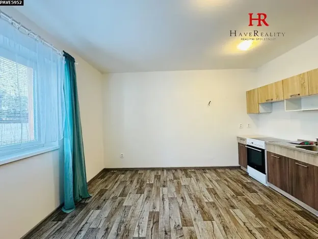 Pronájem bytu 1+kk, Benešov, Na Chmelnici, 26 m2