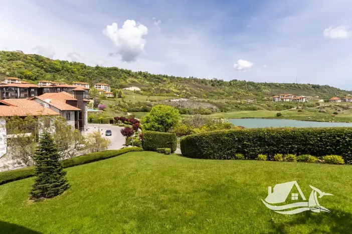 Prodej bytu 4+kk, Topola, Bulharsko, 188 m2