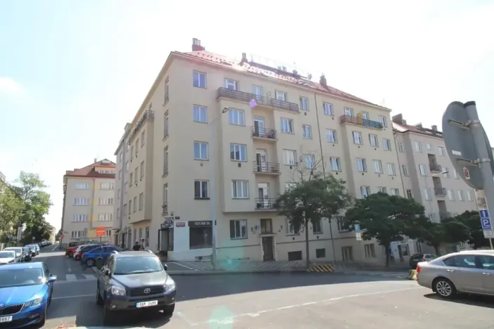 Pronájem bytu 2+1, Praha - Vinohrady, náměstí Jiřího z Lobkovic, 61 m2