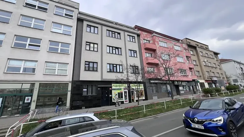 Pronájem bytu 1+kk, Praha - Nusle, Na Pankráci, 33 m2