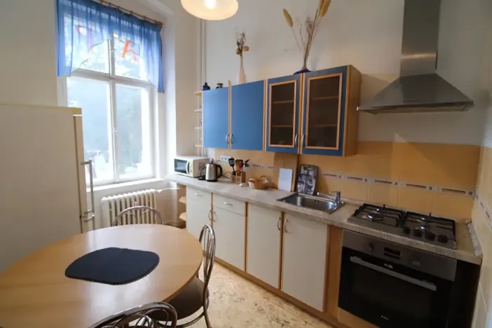 Pronájem bytu 2+1, Karlovy Vary, I. P. Pavlova, 54 m2