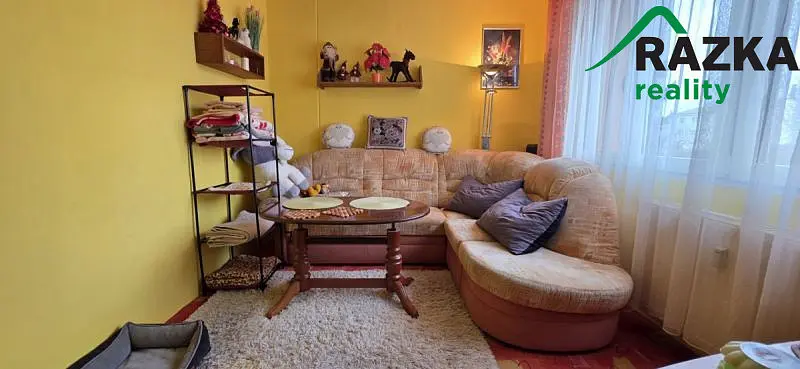 Prodej bytu 3+1, Chodová Planá, sídliště Lučina, 68 m2