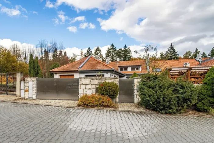 Prodej rodinného domu, Brno, Ve vilkách, 230 m2