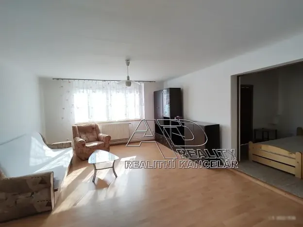 Pronájem bytu 2+1, České Budějovice, 70 m2