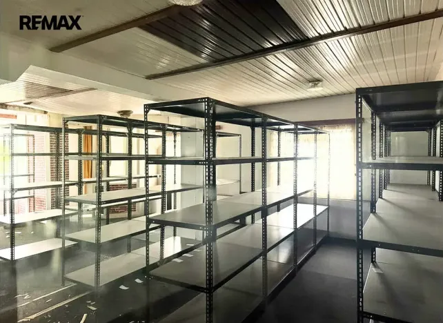 Prodej obchodního prostoru, Kolín - Kolín V, Sadová, 377 m2