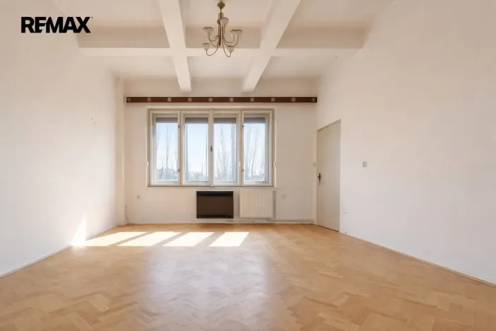 Prodej obchodního prostoru, Kolín - Kolín V, Ovčárecká, 554 m2