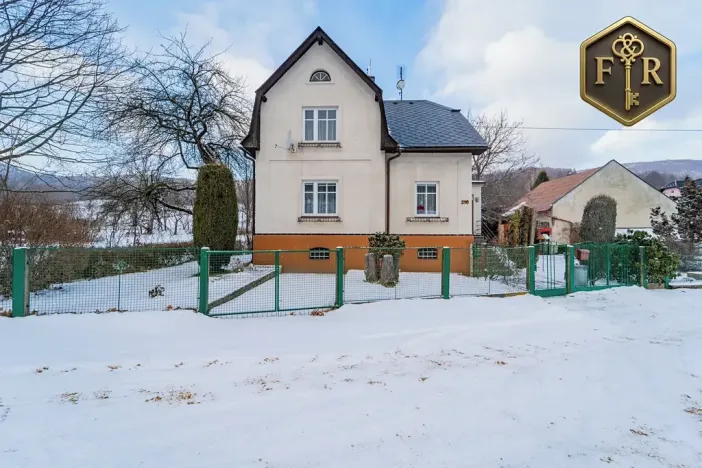 Prodej rodinného domu, Petrovice, 246 m2