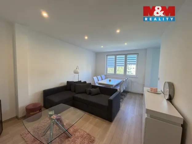 Pronájem bytu 2+kk, Třinec - Lyžbice, Dukelská, 55 m2