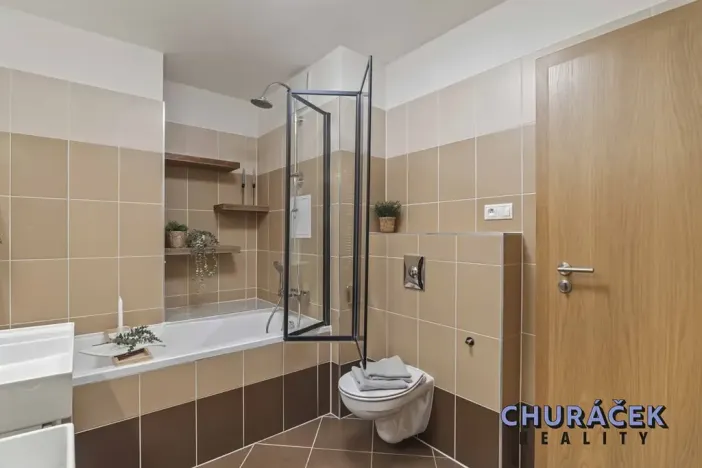 Prodej bytu 3+kk, Praha - Hrdlořezy, V třešňovce, 287 m2