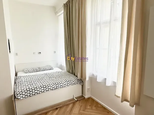 Pronájem bytu 1+kk, Praha - Žižkov, Chlumova, 32 m2