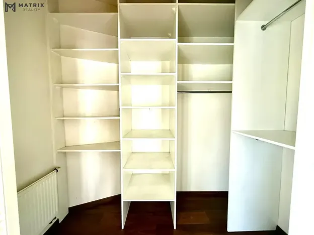 Pronájem bytu 1+kk, Praha - Libeň, Zenklova, 77 m2