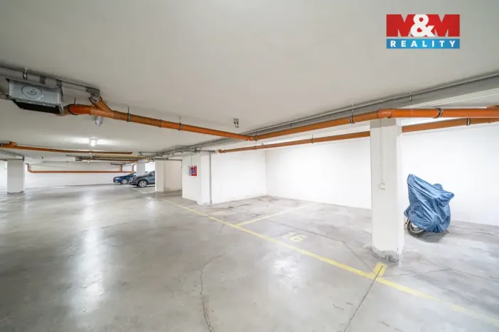 Prodej garážového stání, Olomouc - Slavonín, Topolová, 18 m2