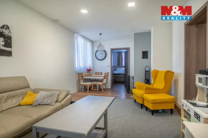 Prodej bytu 3+1, Strunkovice nad Blanicí, Protivecká, 63 m2