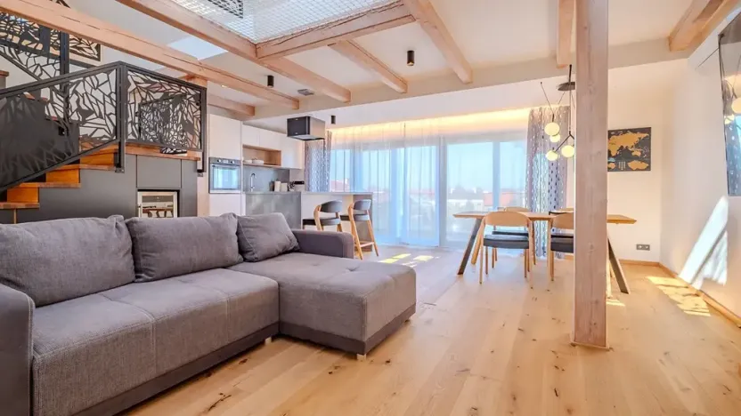 Prodej bytu 3+kk, Poděbrady, Studentská, 133 m2