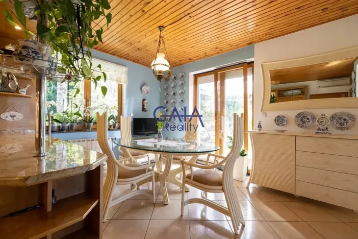 Prodej rodinného domu, Strážovice, 354 m2