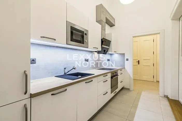 Pronájem bytu 3+1, Praha - Nové Město, Na Poříčí, 92 m2