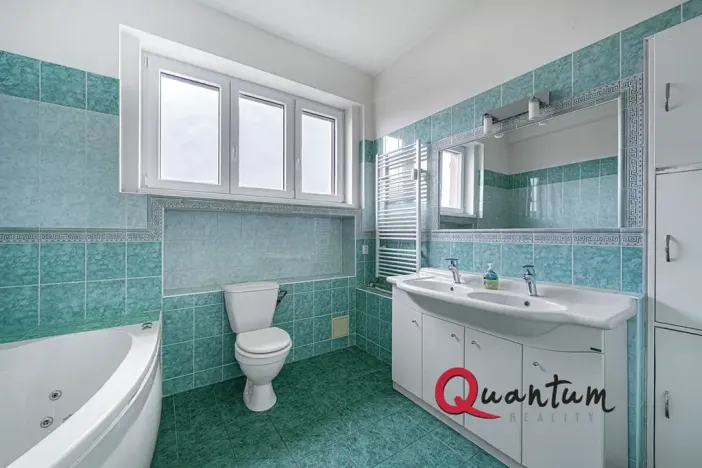 Prodej vily, Praha - Modřany, Voborského, 335 m2