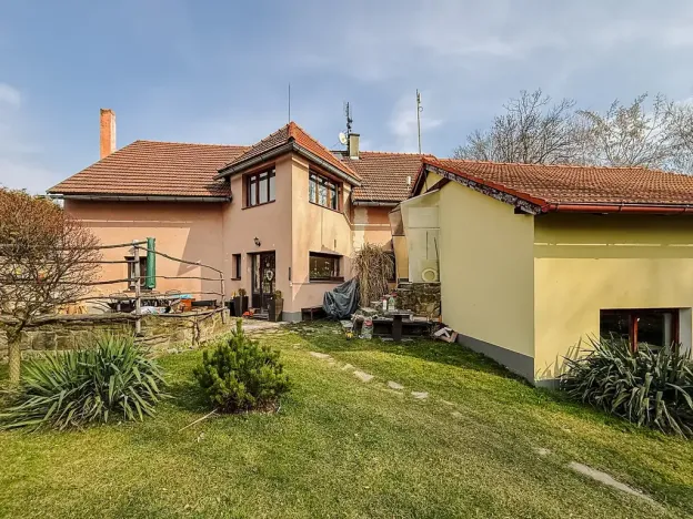 Prodej rodinného domu, Červené Pečky, Dobešovice, 354 m2